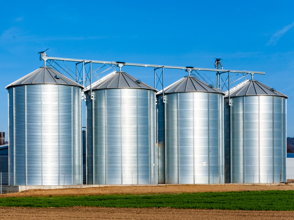 Silos e Armazéns a Granel